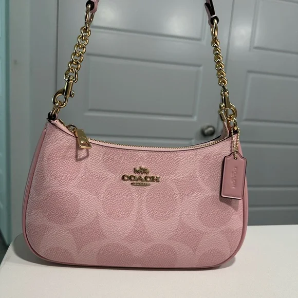 Coach pink powder Teri shoulder bag - Picture 2 of 11